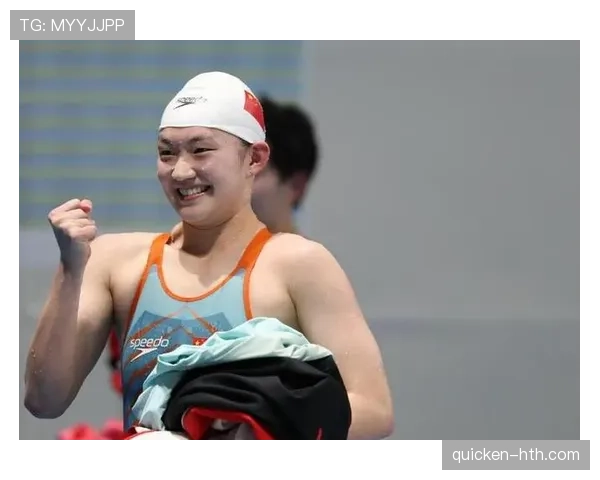 李冰洁训练完直接啃鸡腿？这自律和放纵切换也太真实了